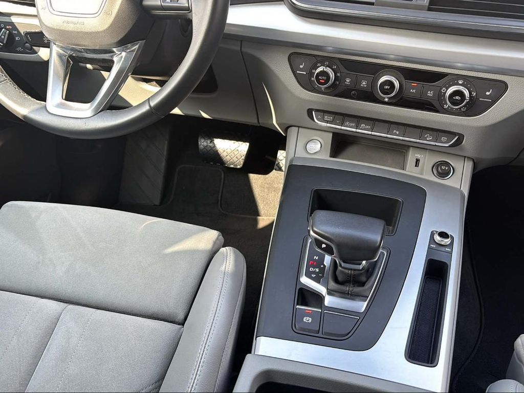 Audi Q5 2022