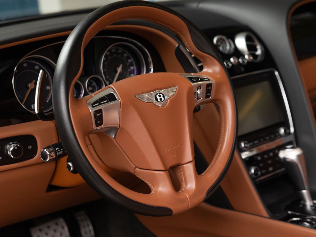 Bentley Continental GTC 2016