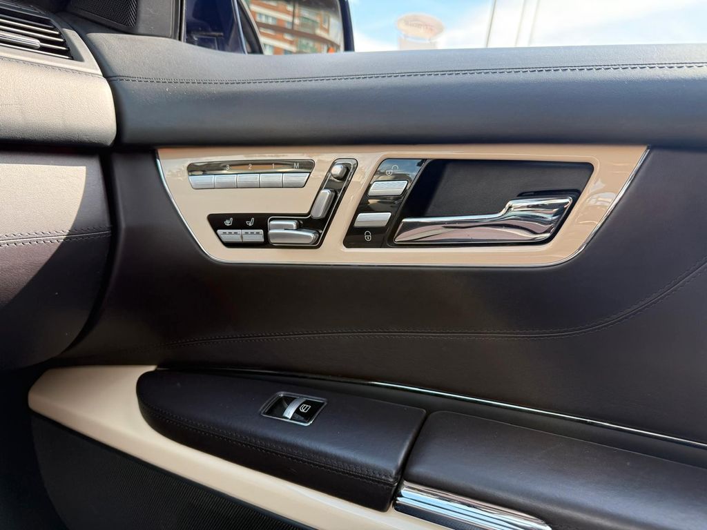 Mercedes-Benz CL 500 2012