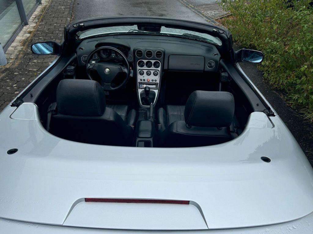 Alfa Romeo Spider 2004