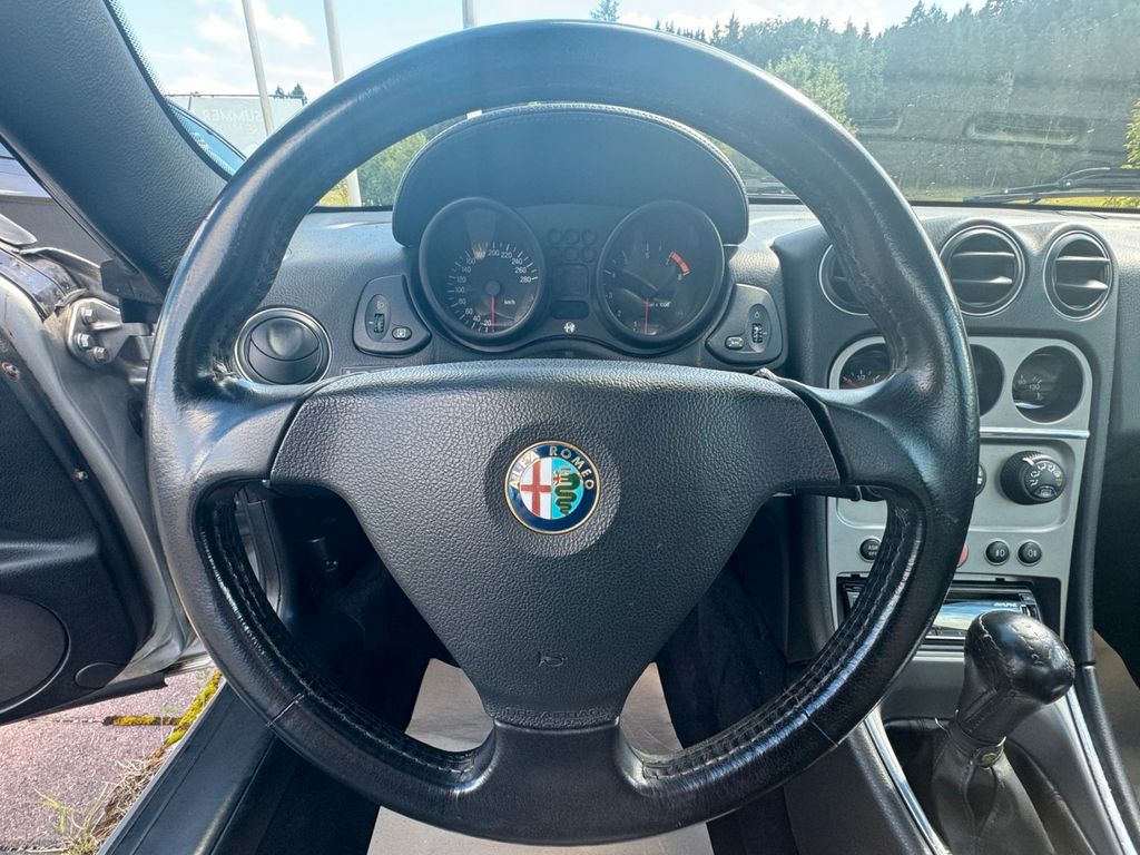 Alfa Romeo Spider 2004