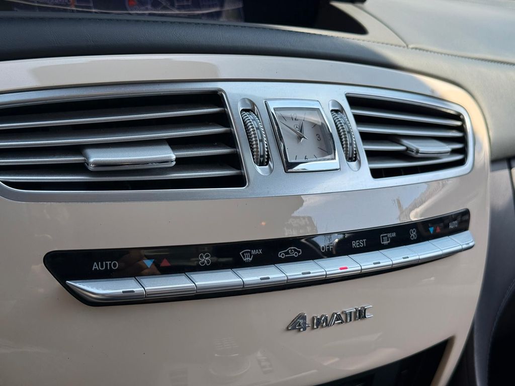 Mercedes-Benz CL 500 2012