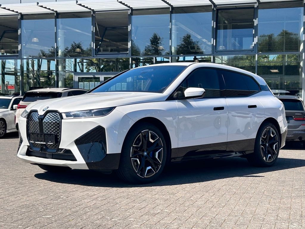 BMW iX 2024