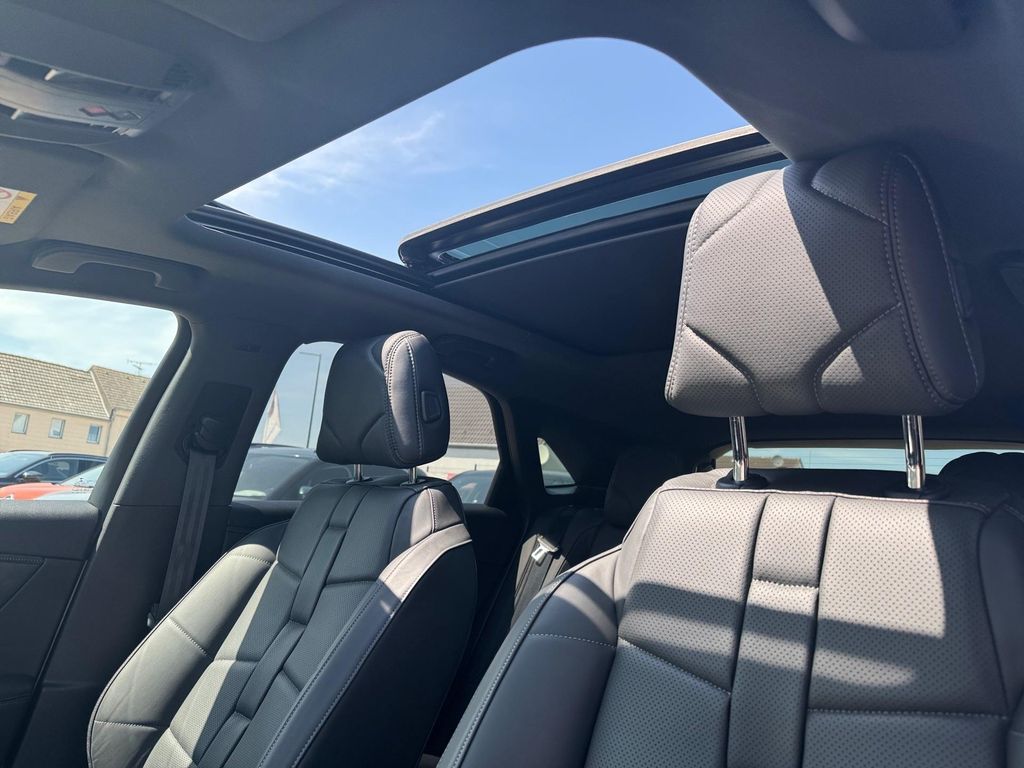 DS Automobiles DS7 (Crossback) 2022