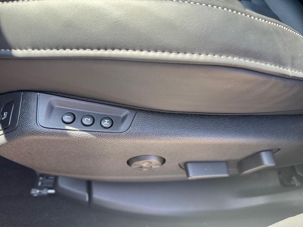 DS Automobiles DS7 (Crossback) 2022