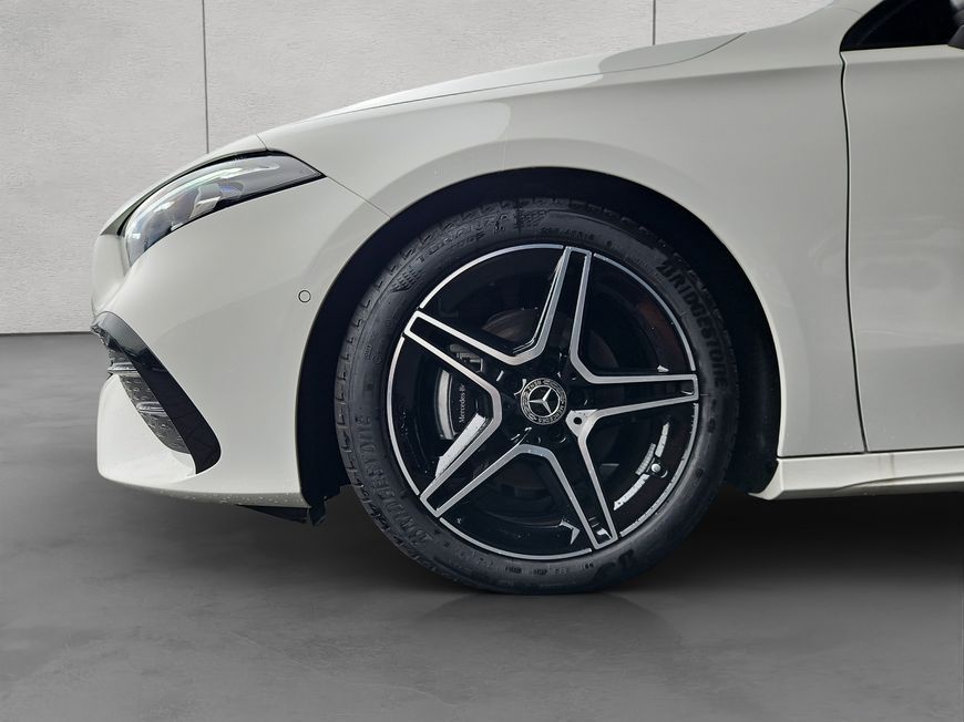 Mercedes-Benz A 200 2025