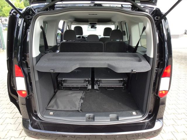 Ford Grand Tourneo 2025