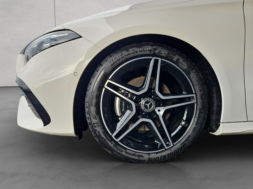Mercedes-Benz A 200 2025