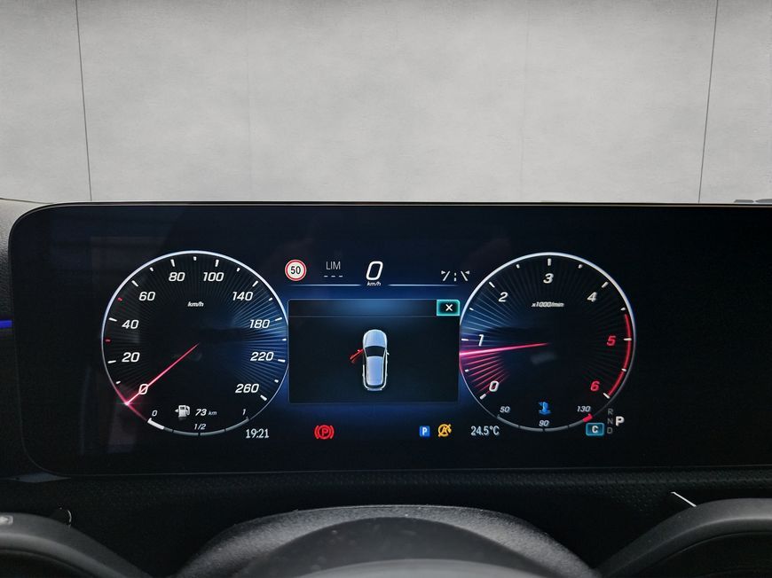 Mercedes-Benz A 200 2025