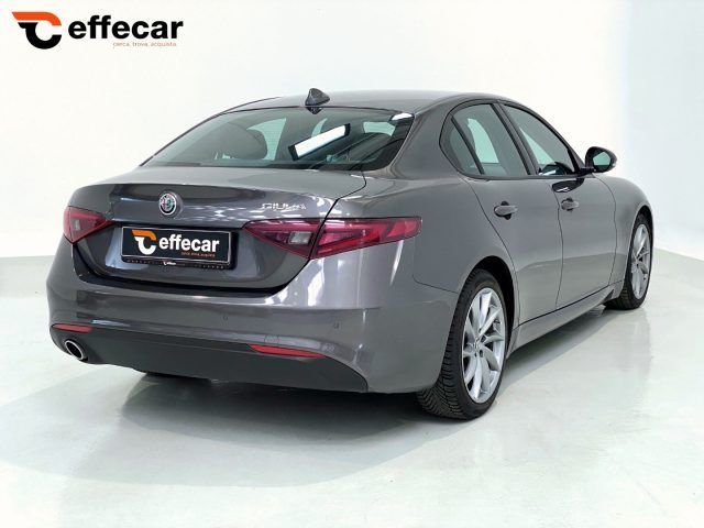 Alfa Romeo Giulia 2021