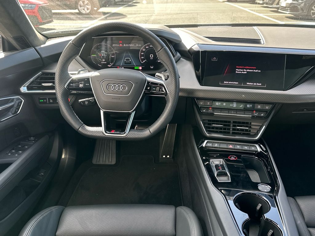Audi RS e-tron GT 2024