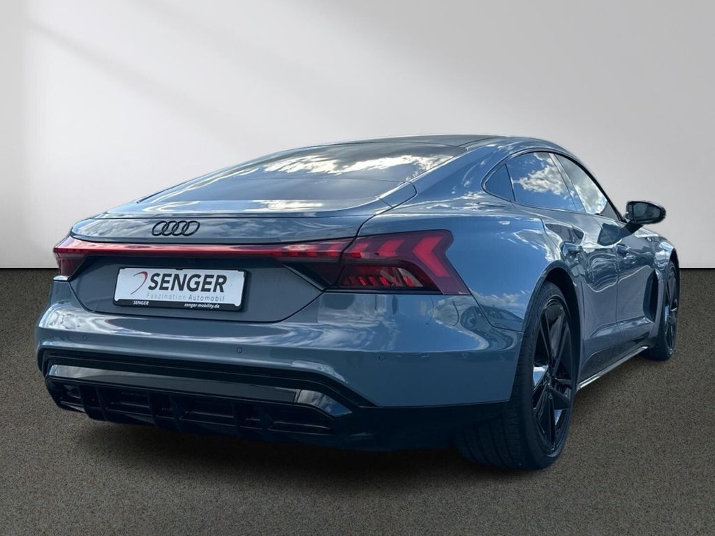 Audi RS e-tron GT 2024