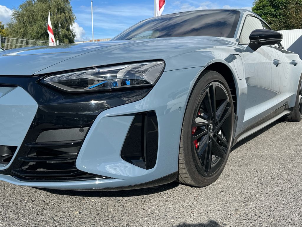 Audi RS e-tron GT 2024