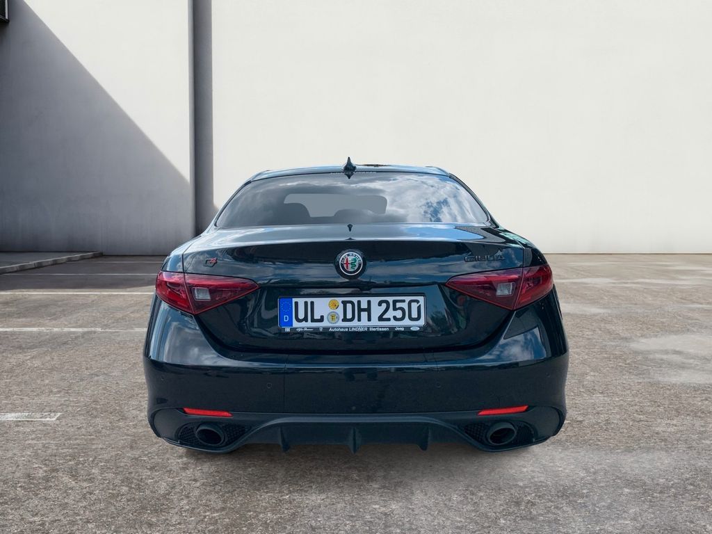 Alfa Romeo Giulia 2022
