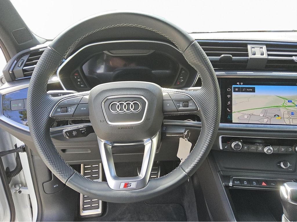 Audi Q3 2024