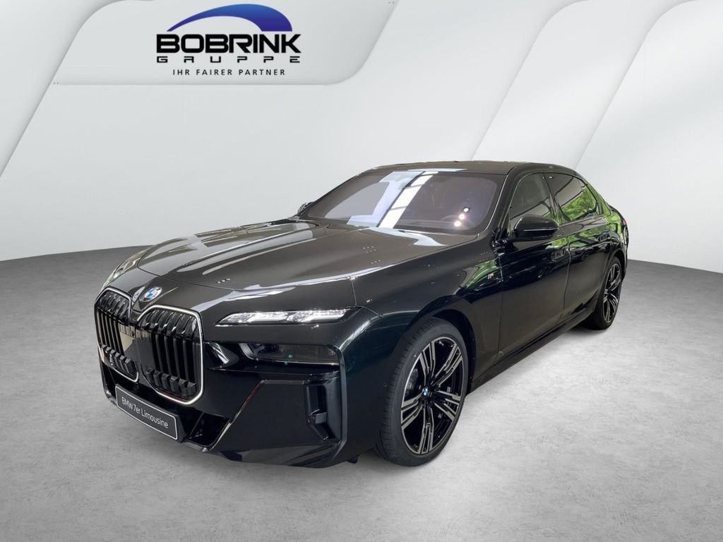 BMW 740 2025