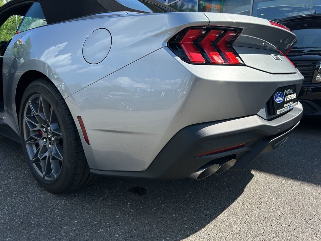 Ford Mustang 2025