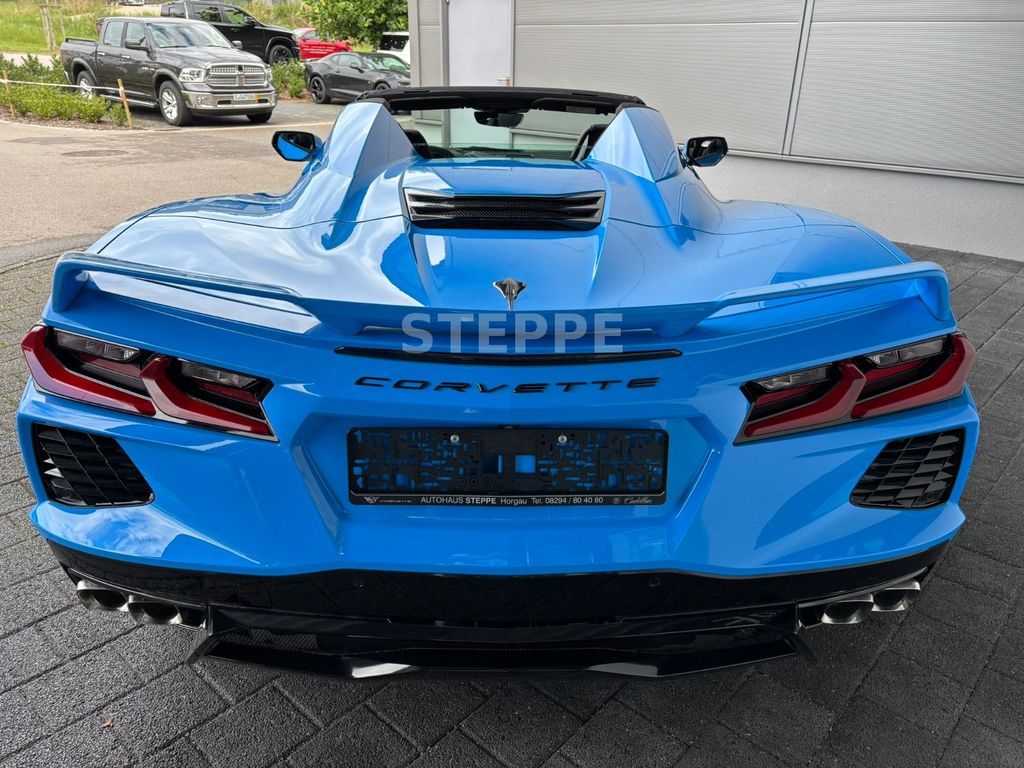 Corvette C8 2025