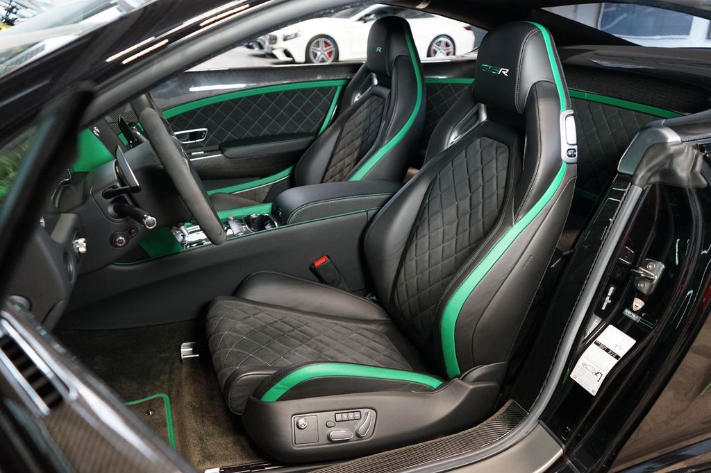 Bentley Continental 2016