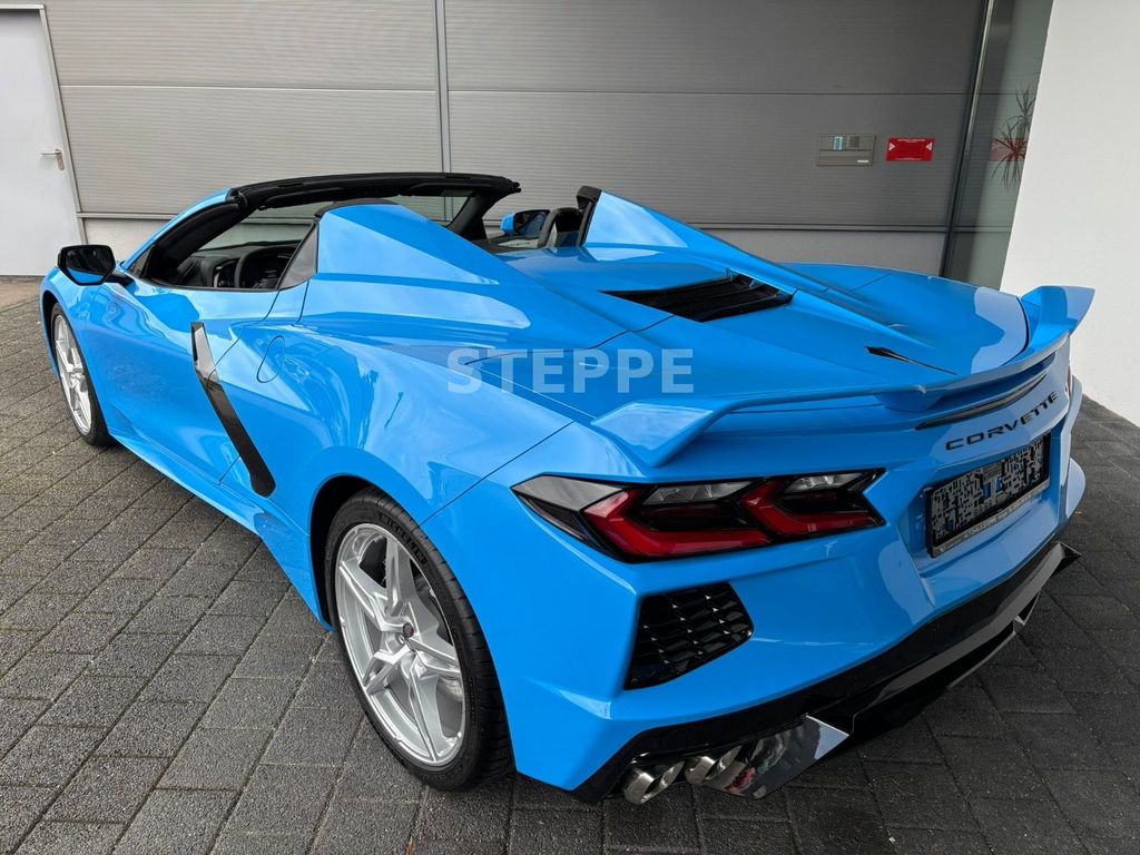 Corvette C8 2025