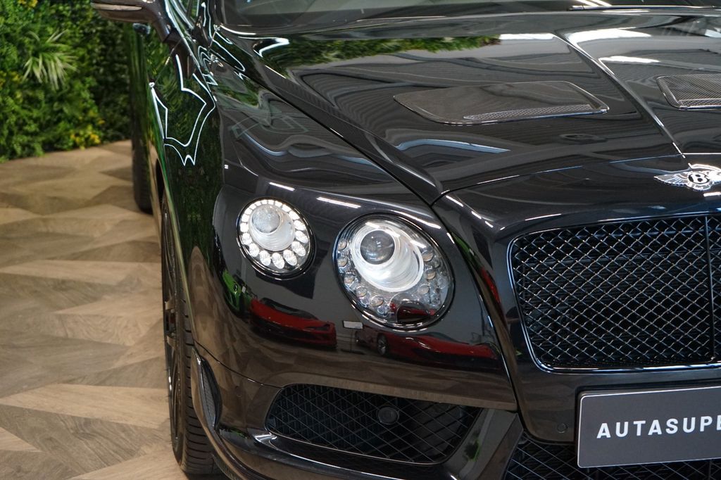 Bentley Continental 2016