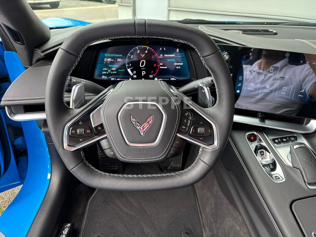Corvette C8 2025
