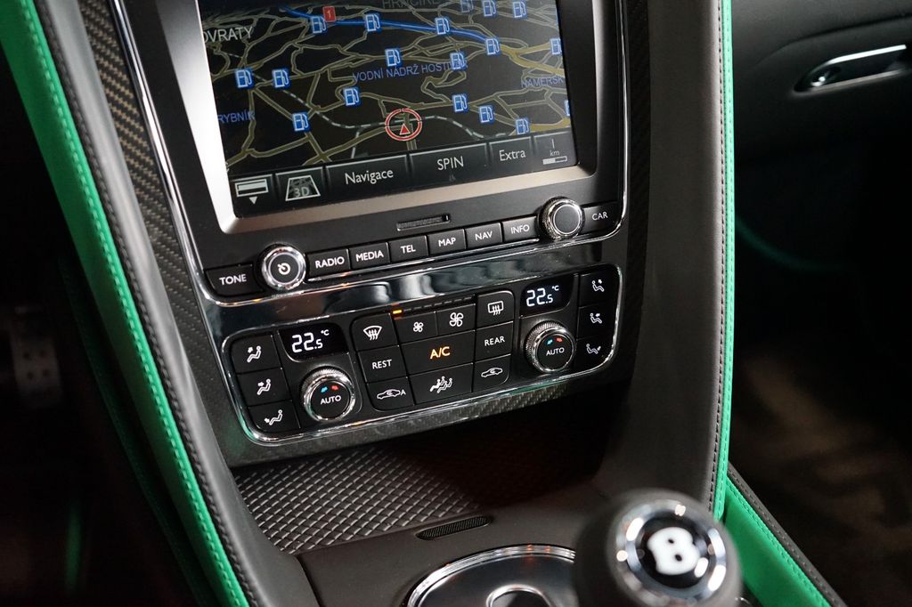 Bentley Continental 2016