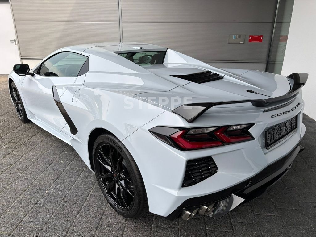 Corvette C8 2025
