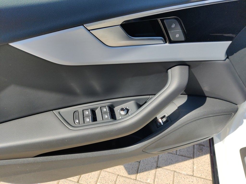Audi A4 2024