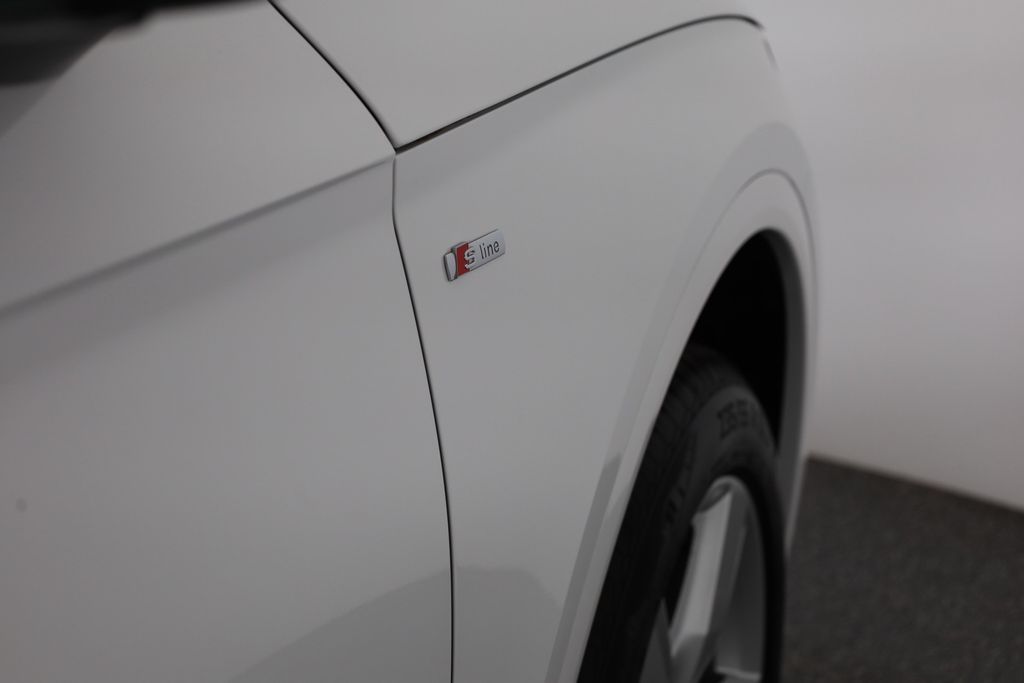 Audi Q5 2023