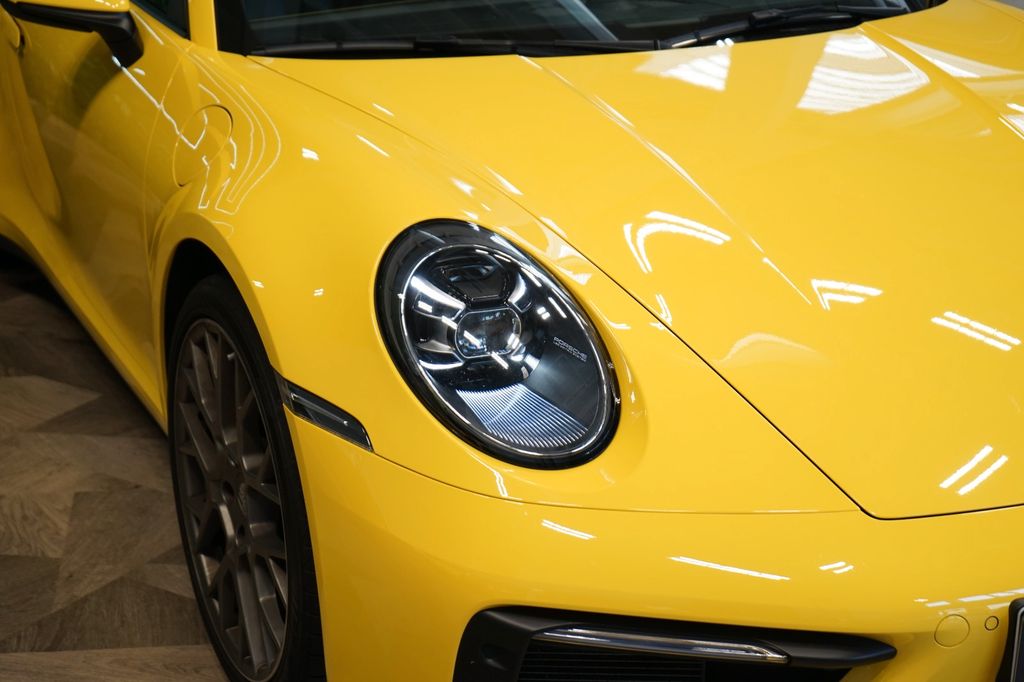 Porsche 911 2023