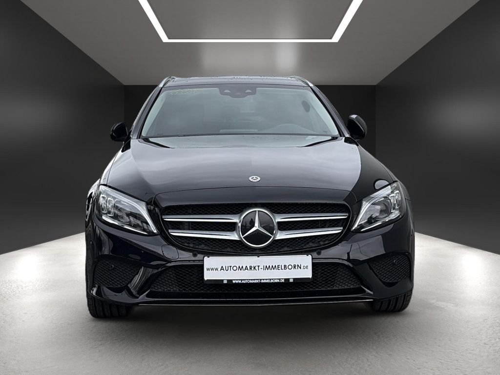 Mercedes-Benz C 300 2021