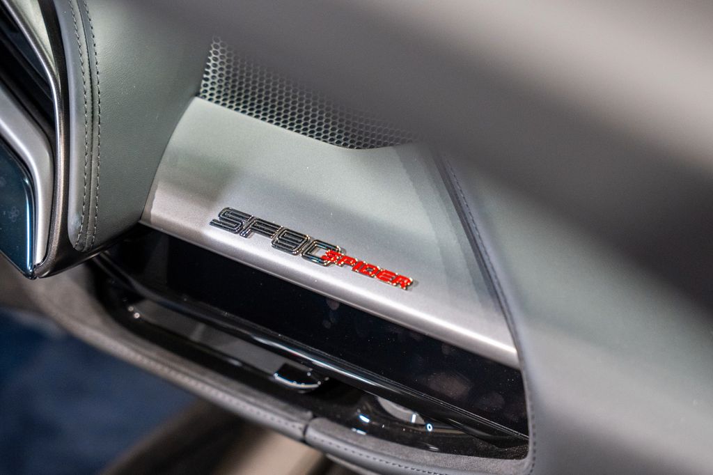 Ferrari SF90 2022
