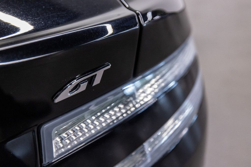 Aston Martin DB9 2009