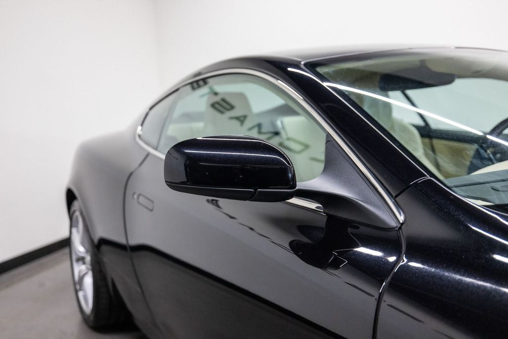 Aston Martin DB9 2009