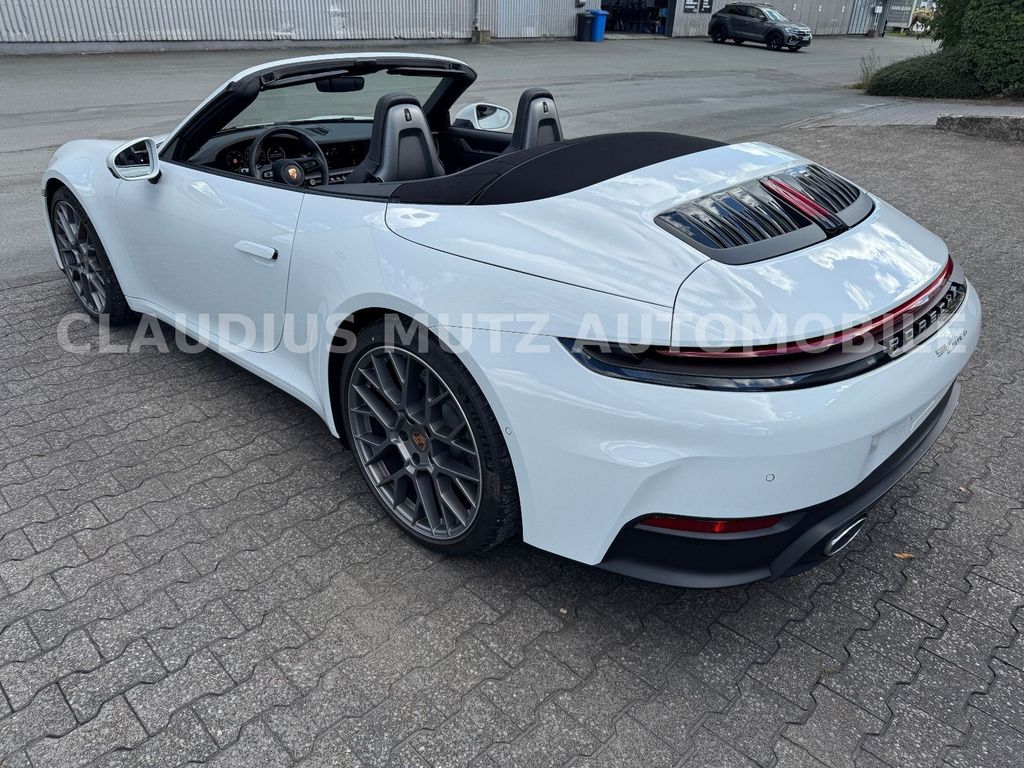 Porsche 992 2025
