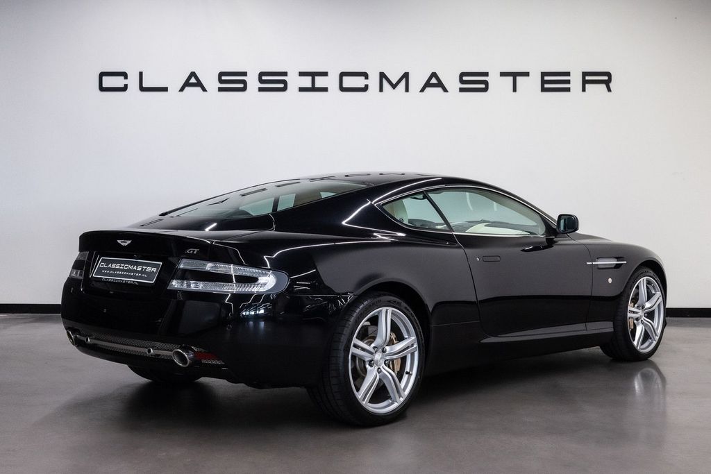 Aston Martin DB9 2009