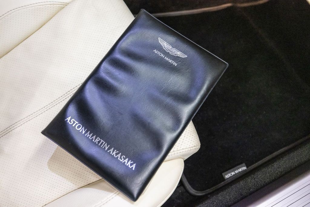 Aston Martin DB9 2009