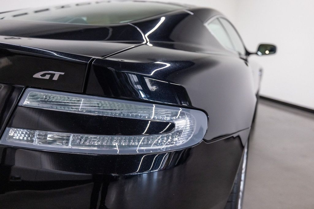 Aston Martin DB9 2009