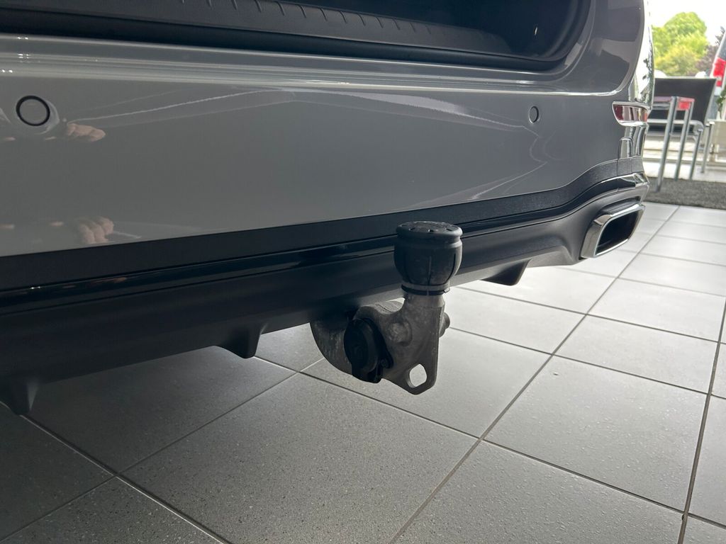 Mercedes-Benz C 300 2024