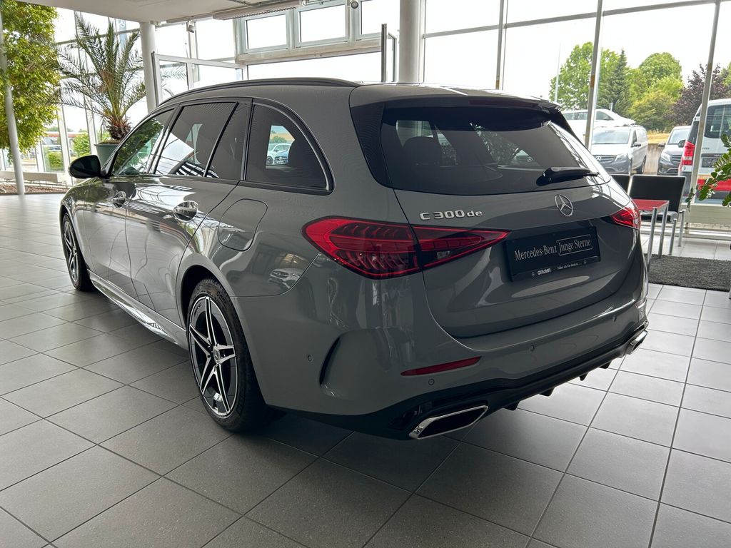 Mercedes-Benz C 300 2024