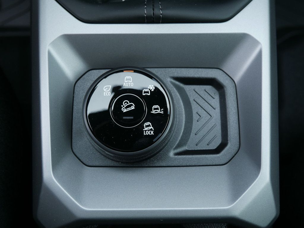 Dacia Duster 2025