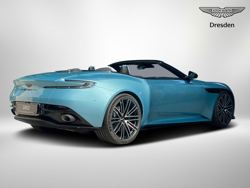 Aston Martin DB12