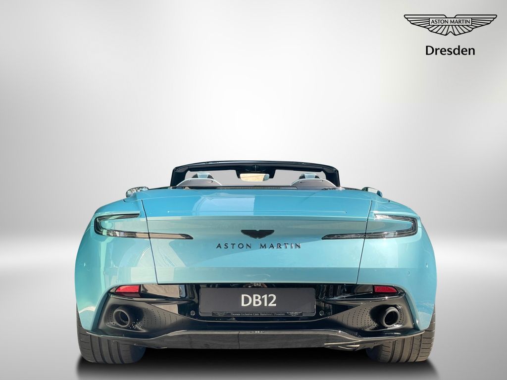Aston Martin DB12