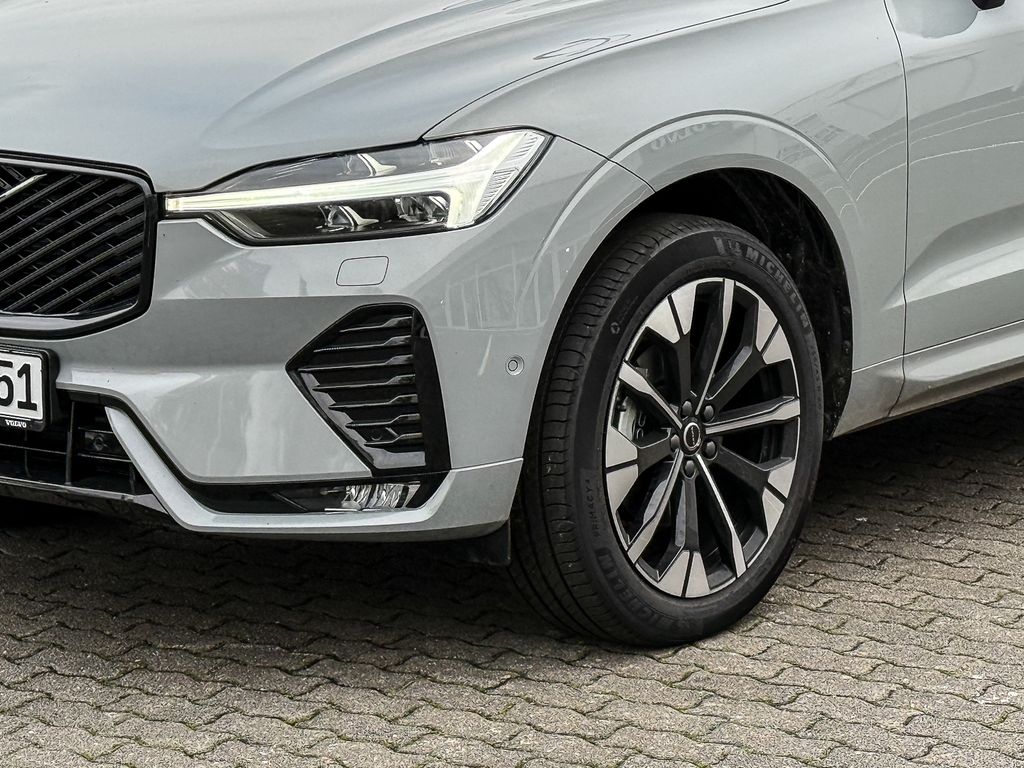 Volvo XC60 2025