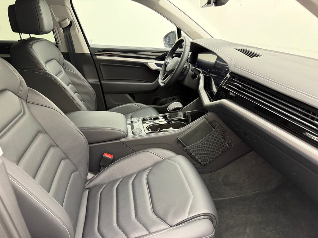 Volkswagen Touareg 2024