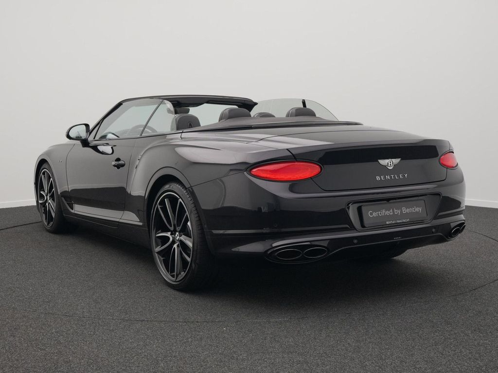 Bentley Continental GTC 2022