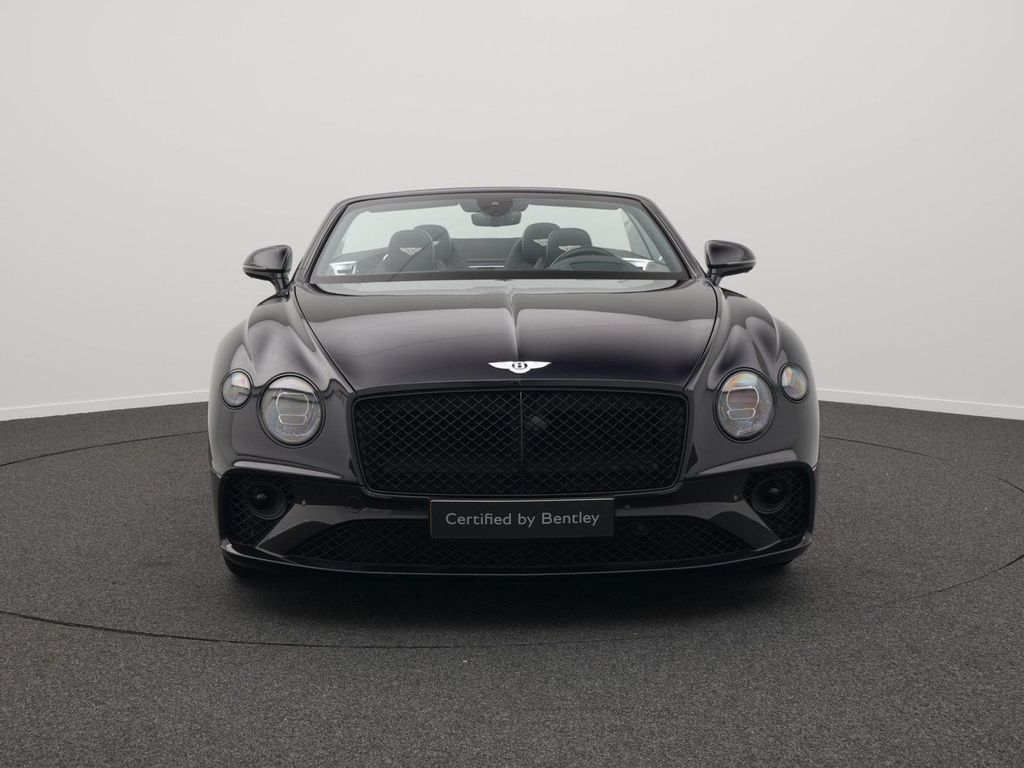 Bentley Continental GTC 2022