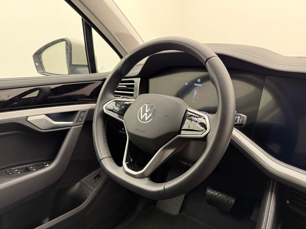 Volkswagen Touareg 2024