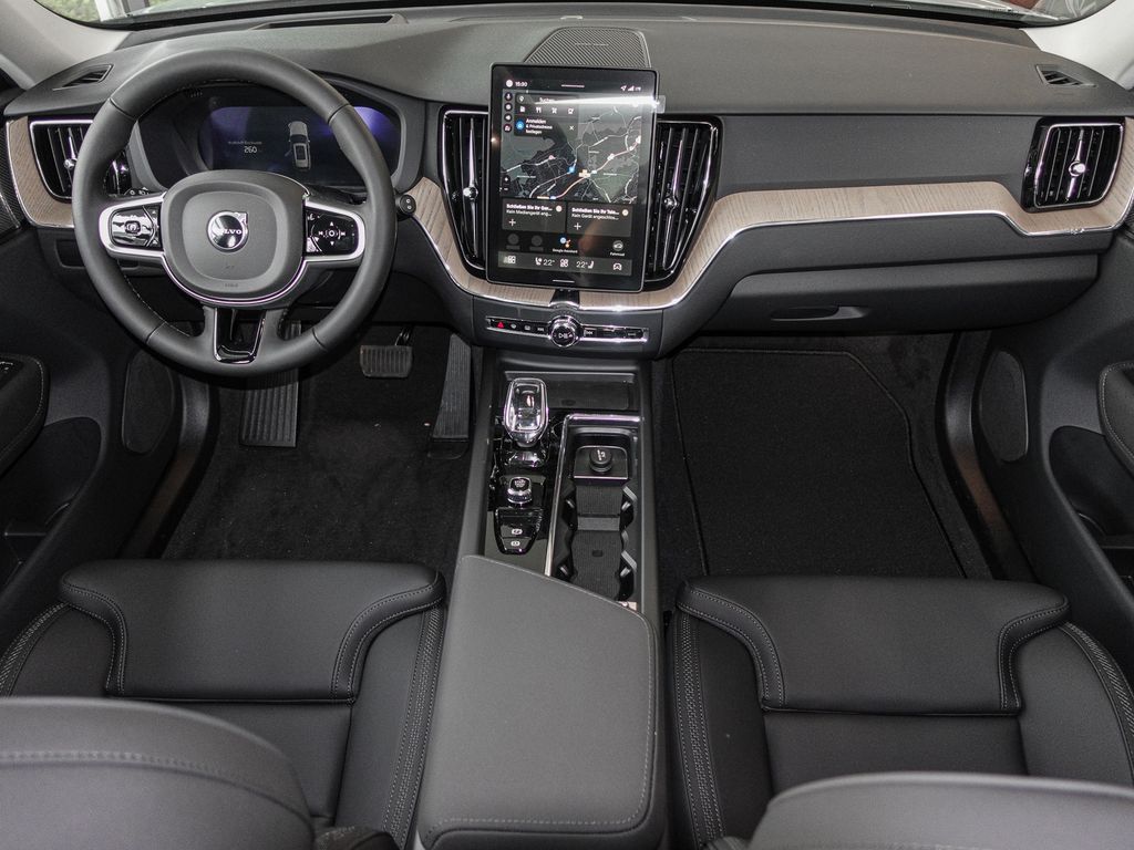 Volvo XC60 2025